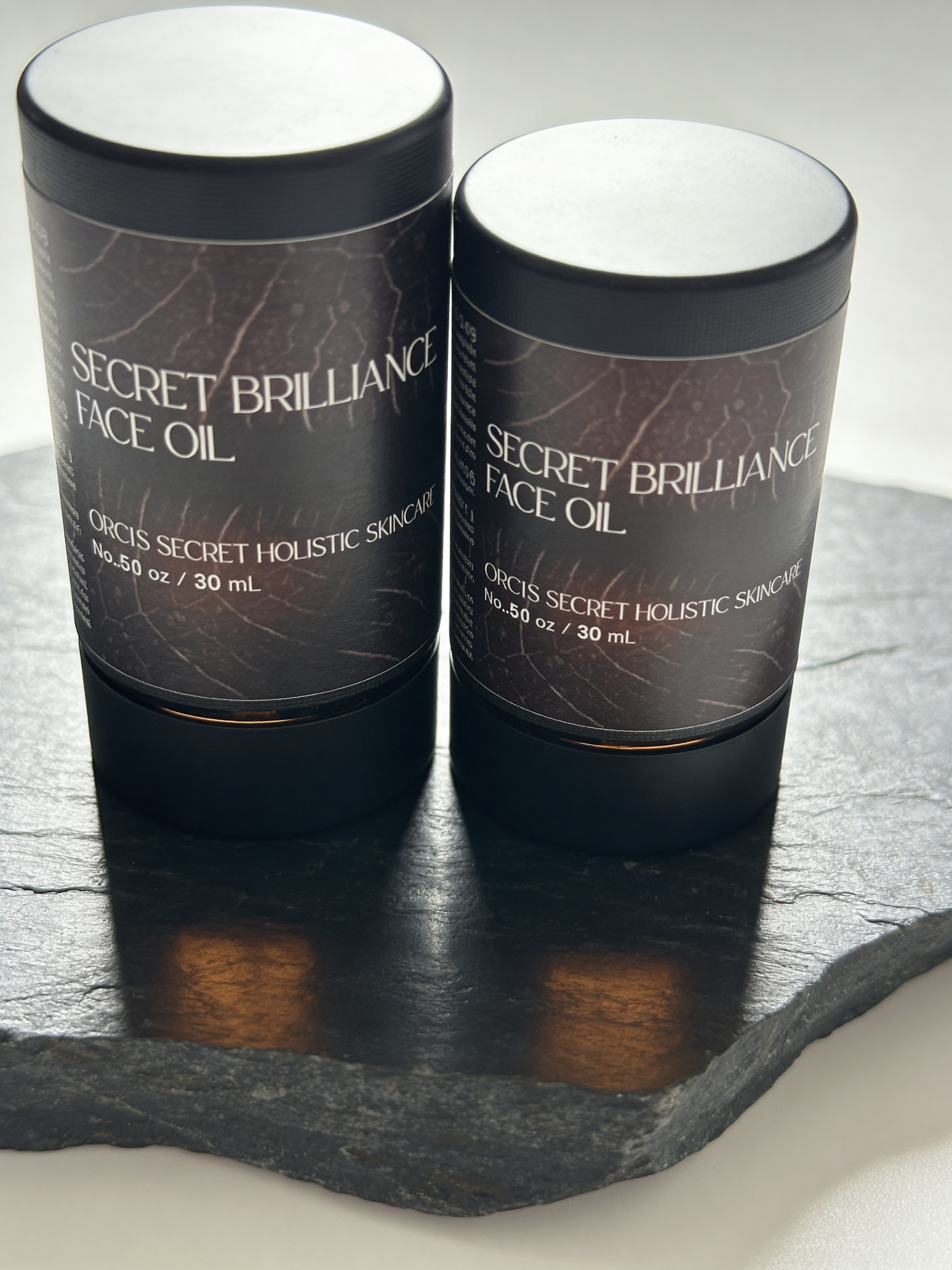 Secret Brilliance – Botanical Face Oil for Normal + Combination Skin